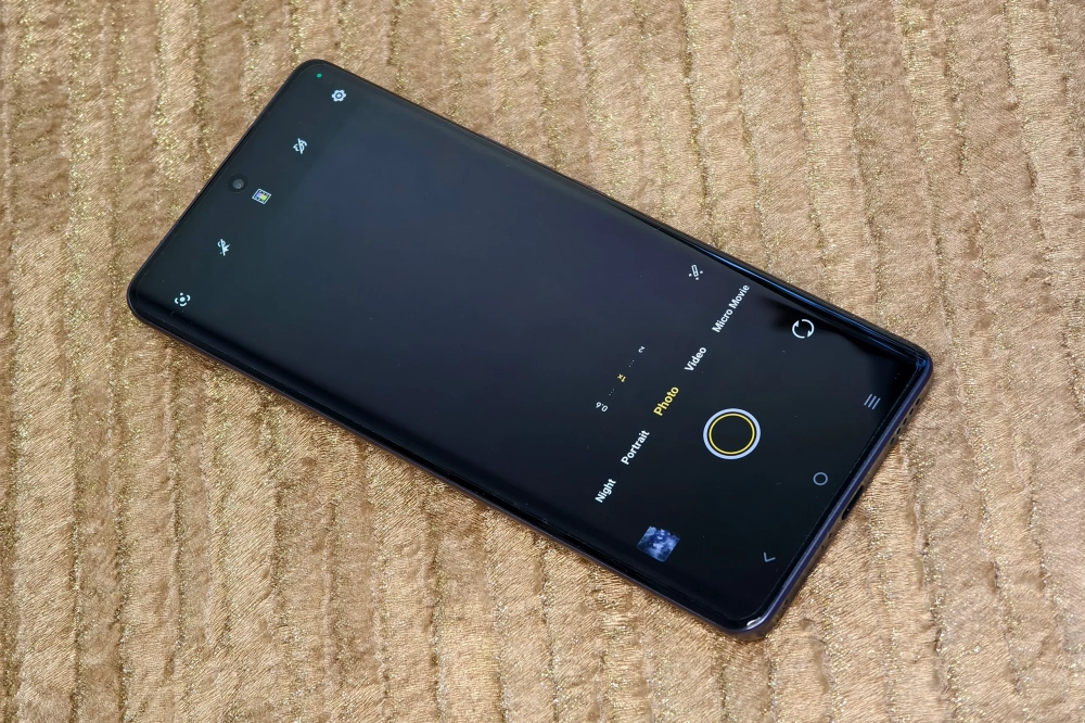 vivo v40